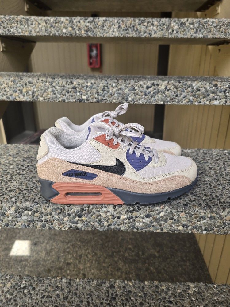 Nike Air Max 90 NRG Camowabb
Sz.10 
no box used still
Clean 