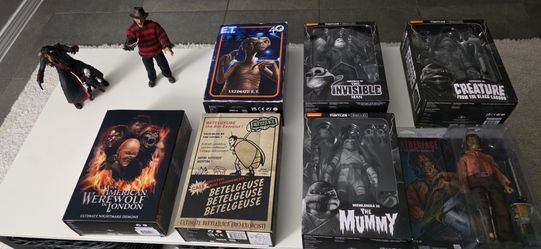 NECA: TMNT/LEATHERFACE/ET/BEETLEJUICE/AMERICAN WEREWOLF IN/JIGSAW/FREDDY KRUGER