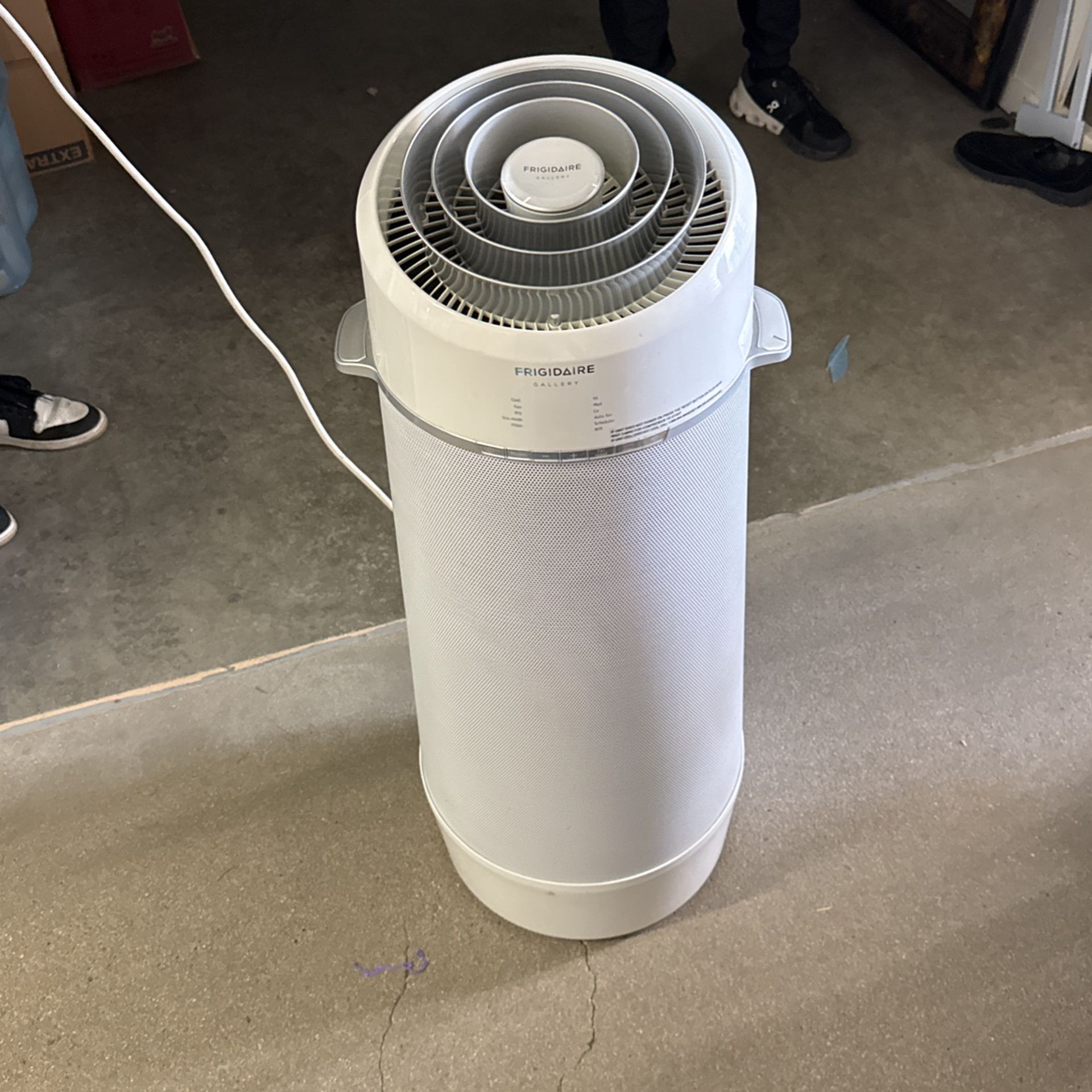 Portable Air conditioner Fridgeaire
