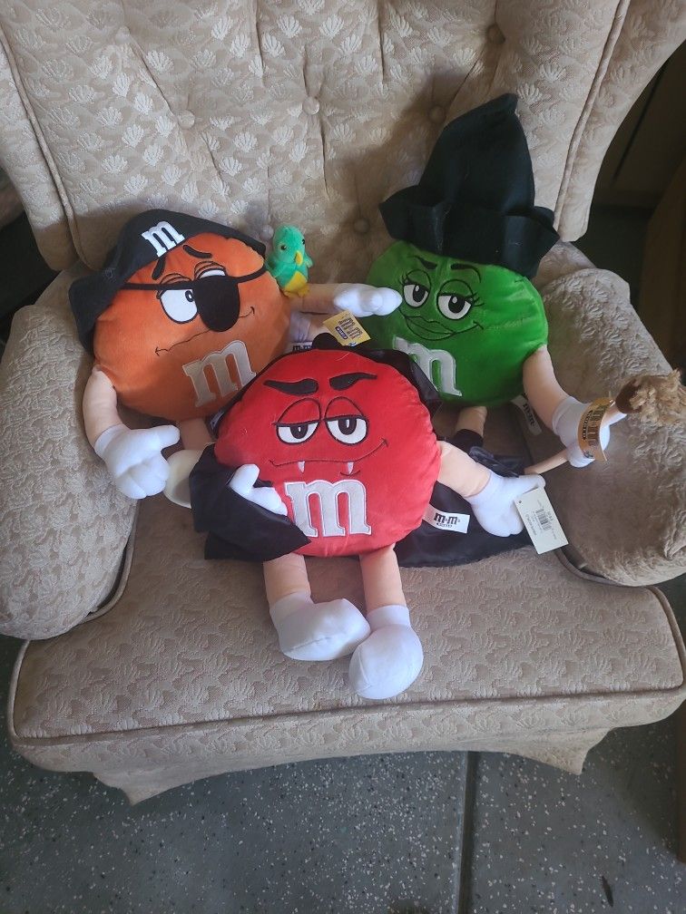 3 M & M Halloween Stuffed Toys, Brand New Tags Still On