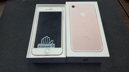 IPHONE 7 ROSEGOLD BRAND NEW IN BOX AT&T