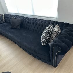 Avantgarde Italian Sofa , 13 Ft Long Amazing