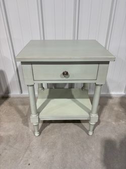 Ethan Allen end table