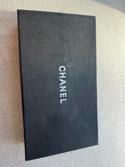 Chanel Wallet patent leather with its original Chanel