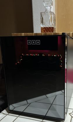 Emerson Wine Cooler Holds 12 Bottles