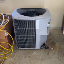 2 Ton Carrier 410A Refrigerant Condenser. Works Great