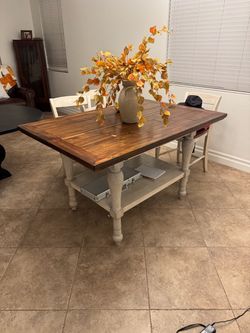 Kitchen table