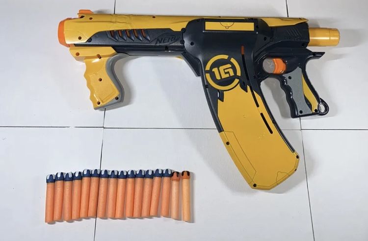 Nerf Dart Tag Quick 16 Pump Action Blaster! Comes w/ All Darts & Works Great!