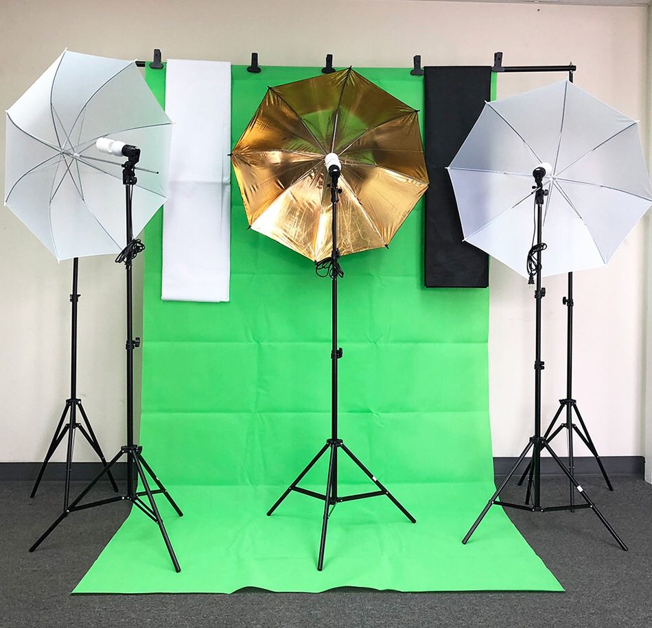 Brand New $80 Photo Set Studio Kit w/ Backdrop Stand, 3x Muslin Cloth, 3x Umbrella Lighting and Bulbs
