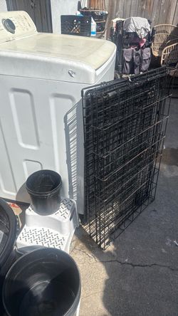 Folding Wire Dog Crate