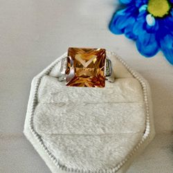 Champagne Cocktail Ring, Size 10