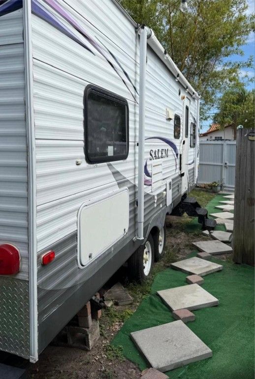 Beautiful Mobile Home/Casa Movil Hermosa 29 FT