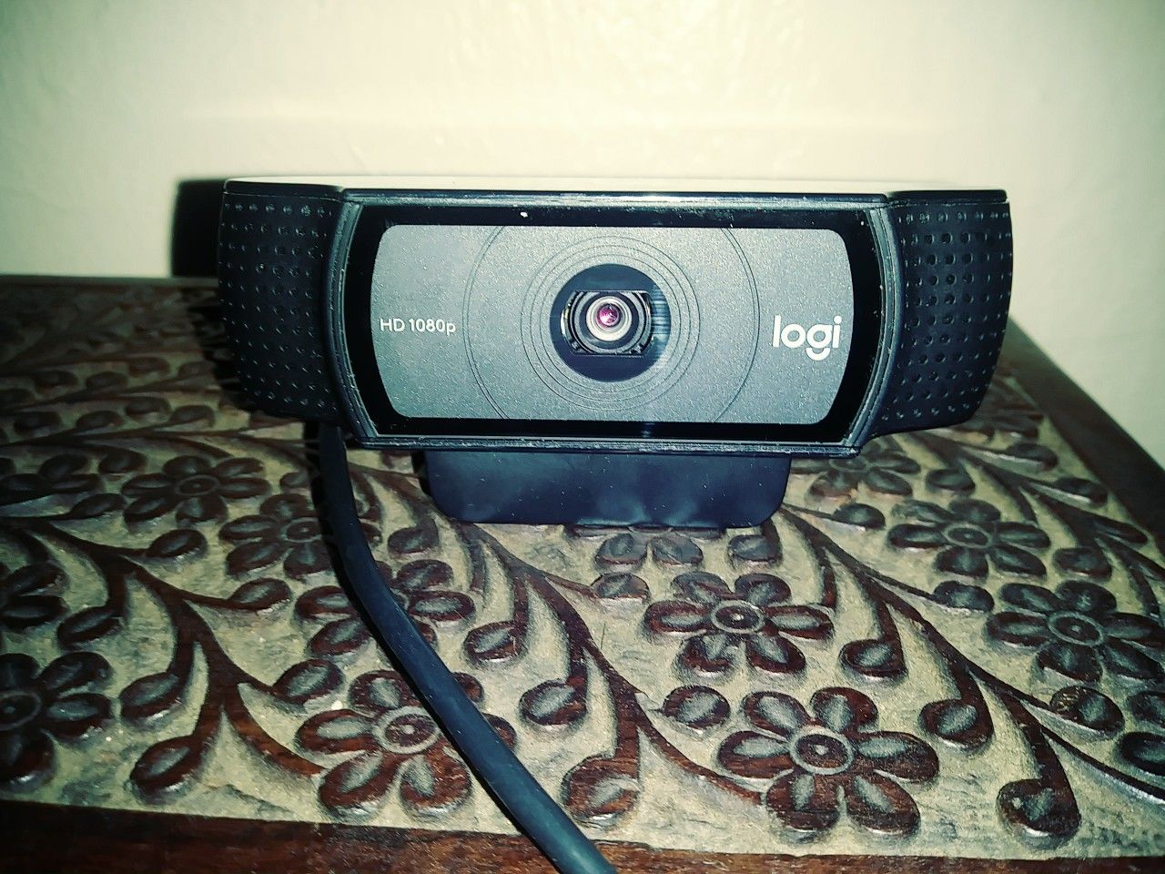 logi HD 1080p webcam