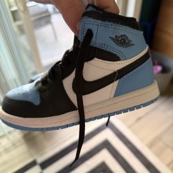 Jordan 1 Retro High OG "UNC Toe" - Toddler Size 9C