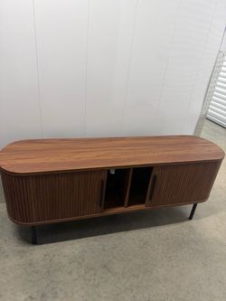 Mid-Century Modern Wood TV Stand / Sideboard