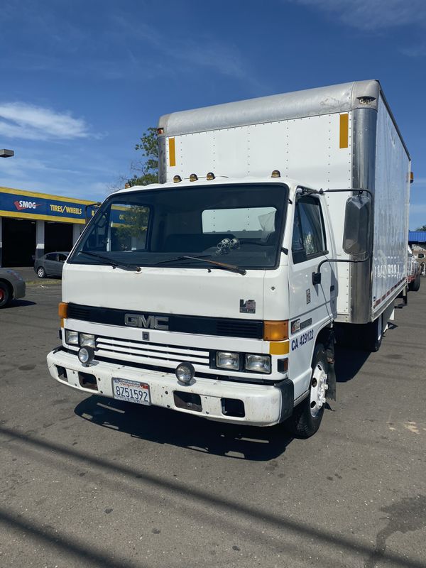 Box truck with lift gate for sale for Sale in Sacramento, CA - OfferUp