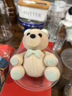 sugar bears for pink and blue cake