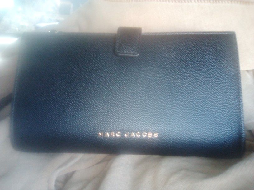 Marc Jacobs Black  Leather Wristlet Wallet 