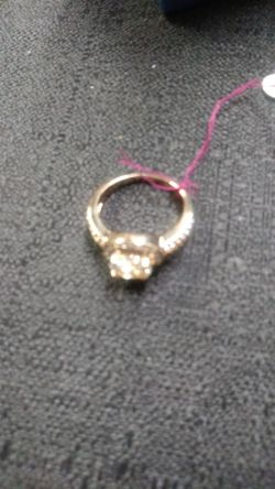 18k yellow gold filled ring size 7 1/4