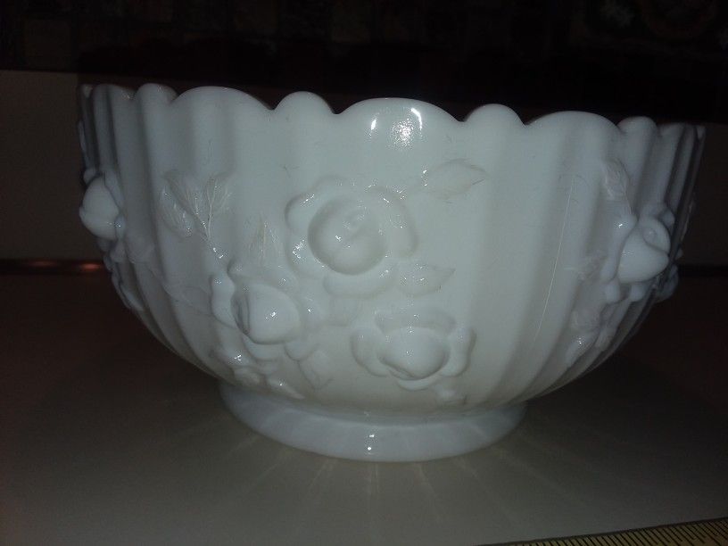 Fenton Milk Glass Rose BOWL