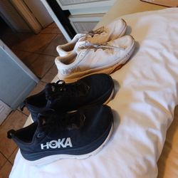 2 Hoka Size 7