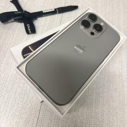 Iphone 16 Pro 128Gb Natural Titanium TIK TOk & Cap Cut Installed