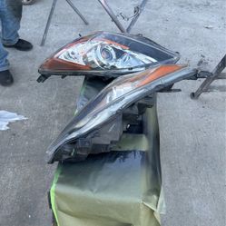 2012 Madza 3 Headlights