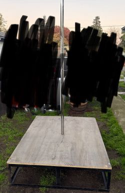 Industrial Grade Stripper Poll “Can Hold torta Strippers”