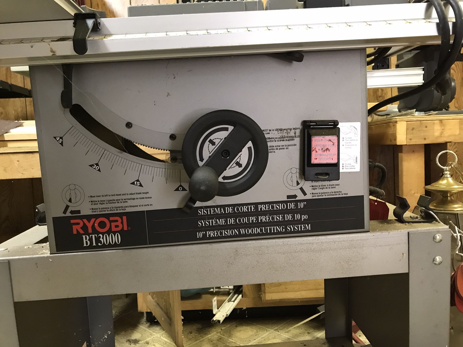 Ryobi 10inch Table Saw,extra Blades,110v,wide table wings to cut full size Sheets$250.00