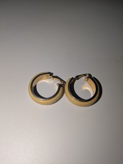 Vintage Yellow And Gold Avon Clip On Earrings