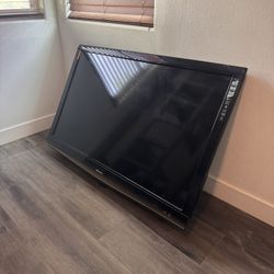 Samsung 52” TV 
