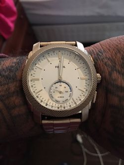 Fossil smart watch!! Mint condition! It’s the fossil q!! Asking 200 or best offer!