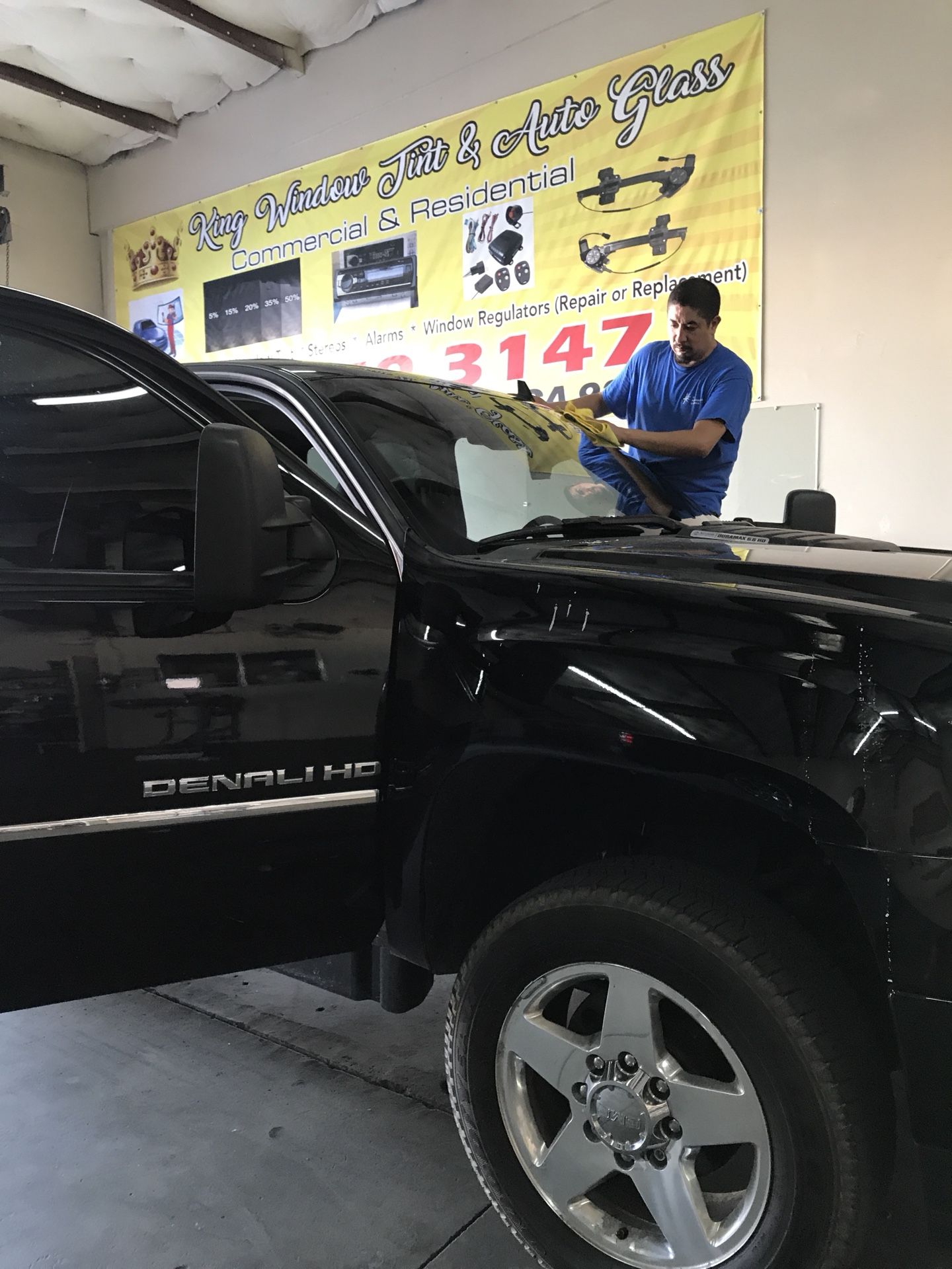 KING WINDOW TINT & AUTO GLASS