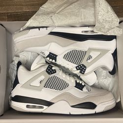 DS Military Black 4s Size 13