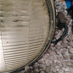 1(contact info removed) Ford Model A Twolite Headlamp Headlight Bucket Light

