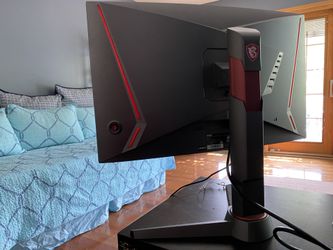 MSI 24” Curved Gaming Monitor 144ghz 1920x1080 FOR PARTS