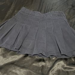 small navy pleated skirt