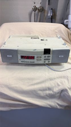 Radio /CD player. Brand. General Electric