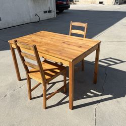 Solid Wood Dining Table with 2 Chairs 46x29x29h