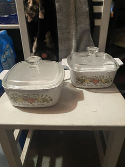 Two Corning Ware Spice Of Life 1.5 I Think 