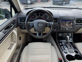 2016 Volkswagen Touareg