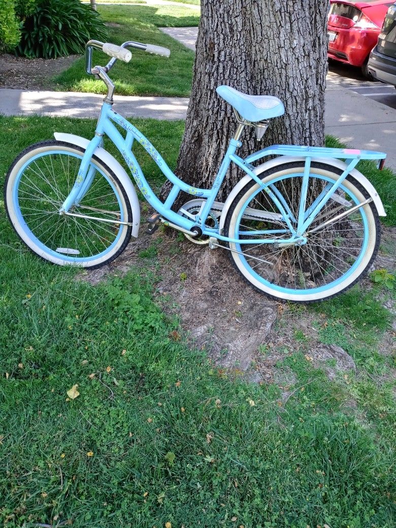 Schwinn Cruiser Bike