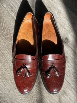 Men’s Bostonian Kiltie Loafers Size 9 Narrow