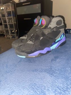 JORDAN 8 AQUAS SIZE 8.5 - YEEZY 350 V2 BELUGA SIZE 8