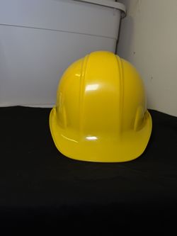ULINE Yellow Hard Hat – Adjustable Ratchet Suspension Safety Helmet