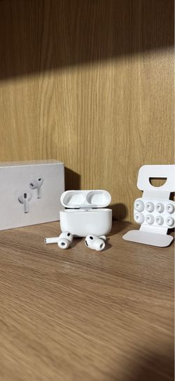 AirPods  Pro 3