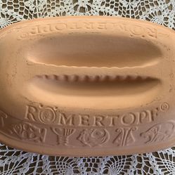 The Romertopf clay baker . new . $20