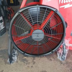 Milwaukee
M18 Brushless Cordless Hybrid 18 in. Variable Speed Fan (Tool Only)