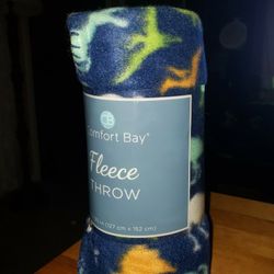 NEW DINOSAUR  FLEECE THROW