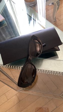 YSL Saint Laurent Black Sunglasses with Case